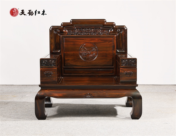 天勤红木