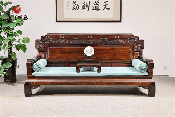 天勤红木